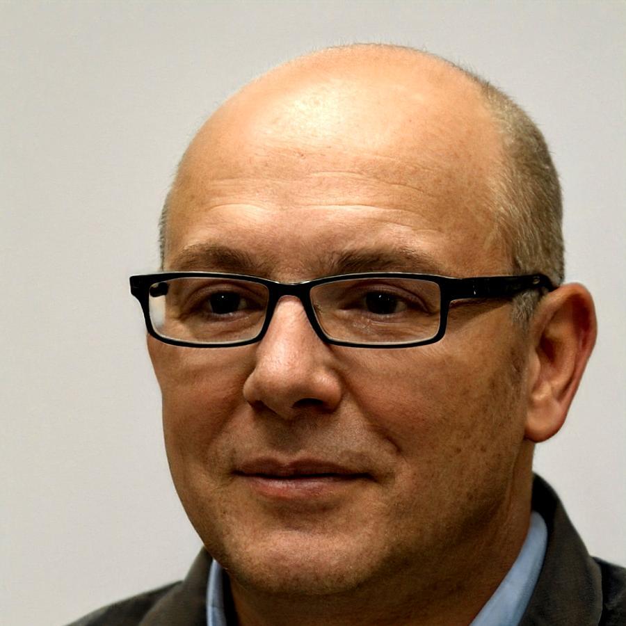 Thomas Schneider - Senior Analyst für Kapitalbudgetierung